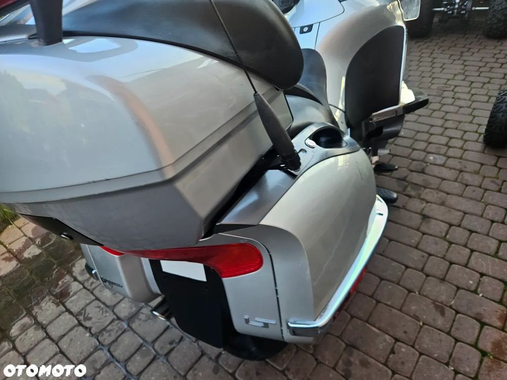 BMW R - 18