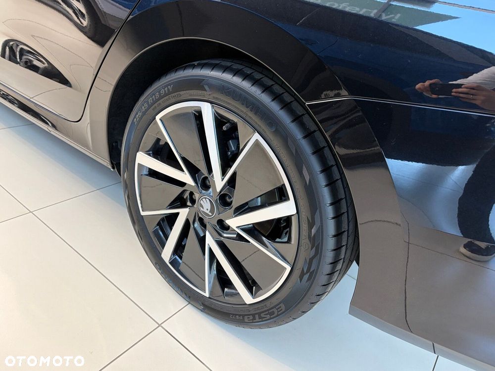 Skoda Octavia 1.5 TSI mHEV Sportline DSG - 7
