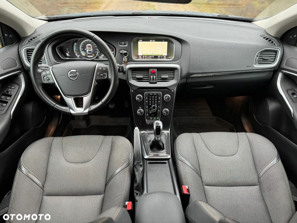 Volvo V40 Cross Country D3 - 10