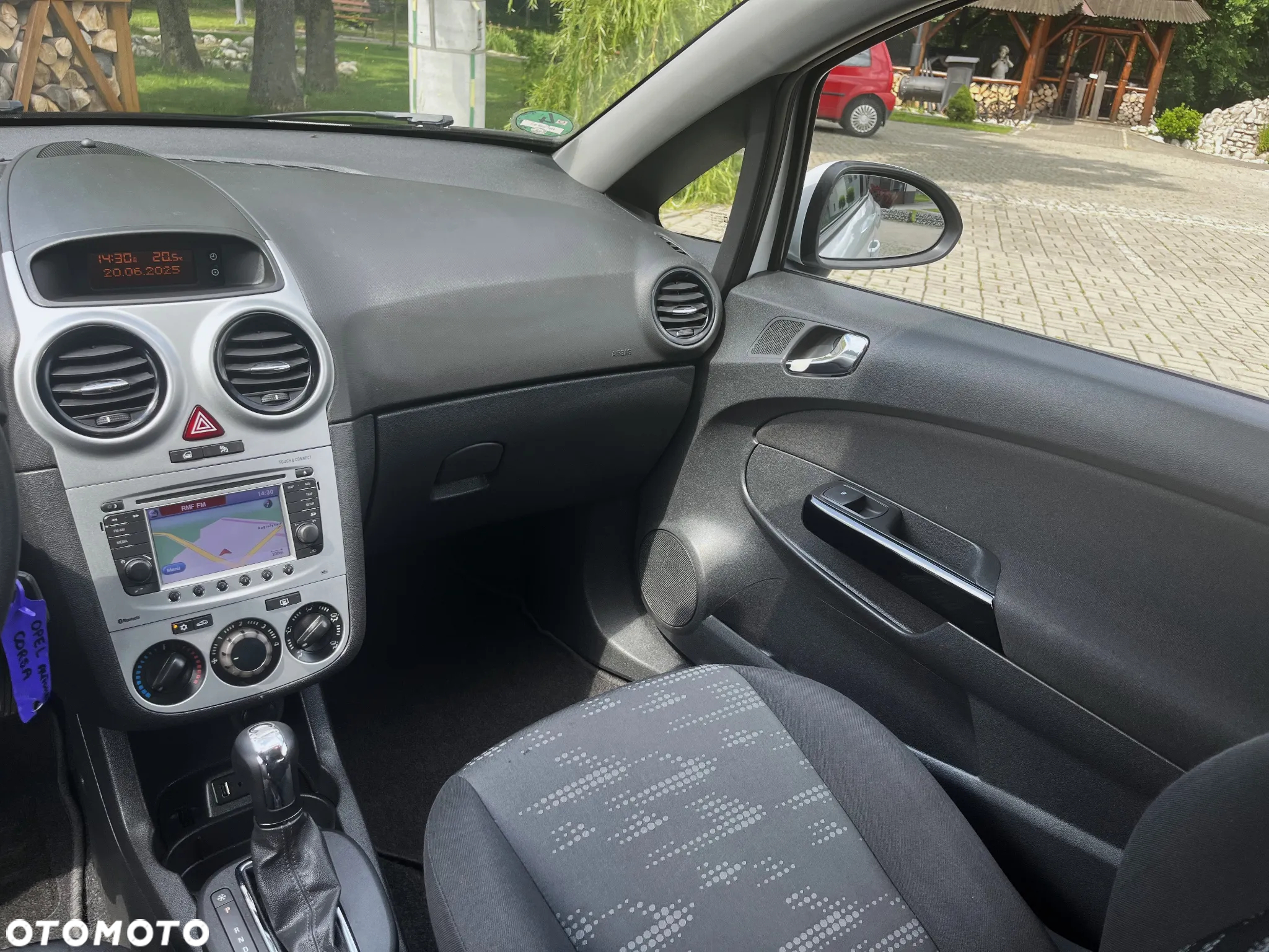 Opel Corsa 1.4 16V Automatik Navi - 16