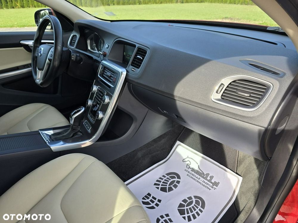 Volvo V60 - 29