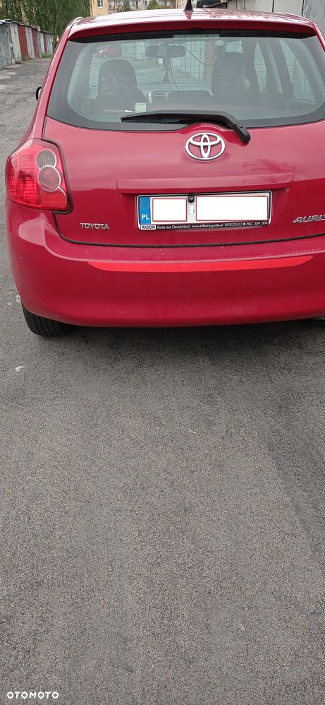 Toyota Auris - 2