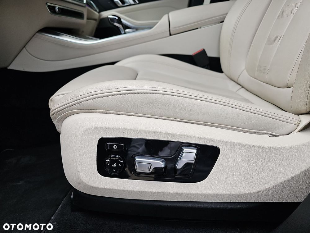 BMW X5 - 25