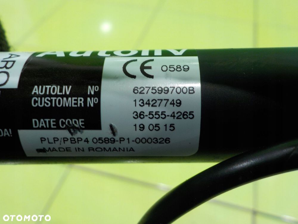 OPEL CORSA E 1.4 B 15r HB 5D napinacz zapinka pasa prawa przod 13427749 - 4