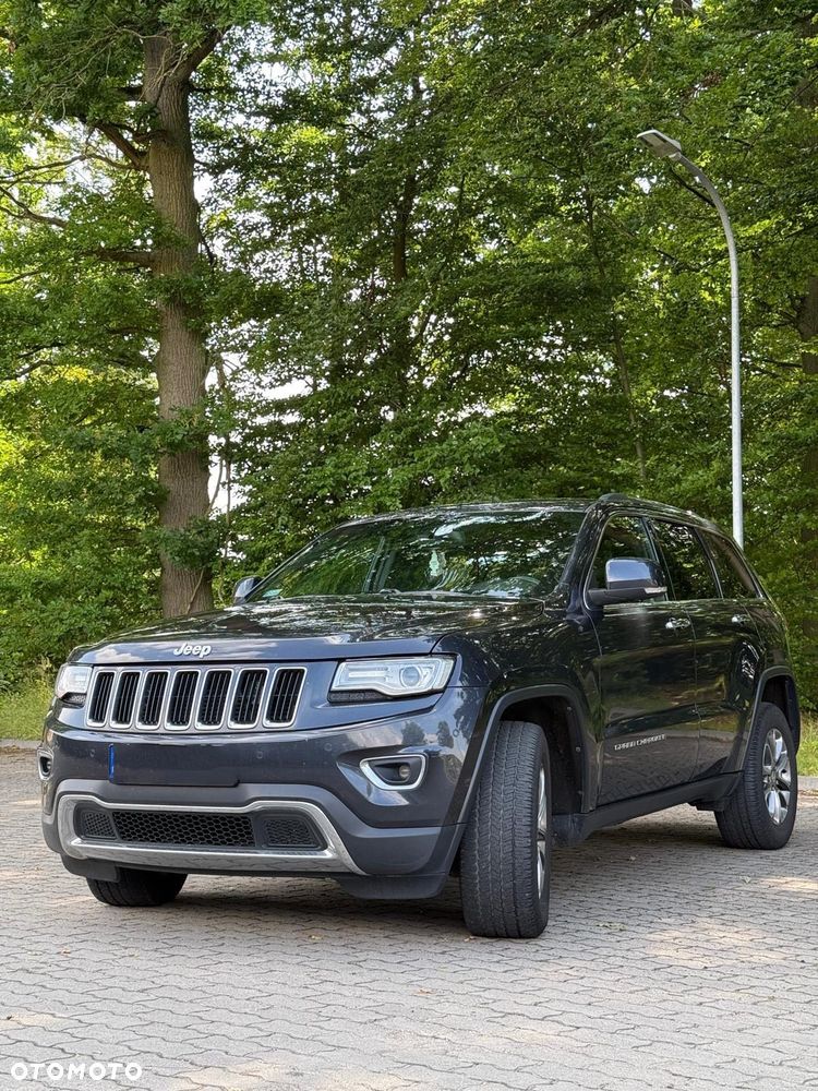 Jeep Cherokee - 4