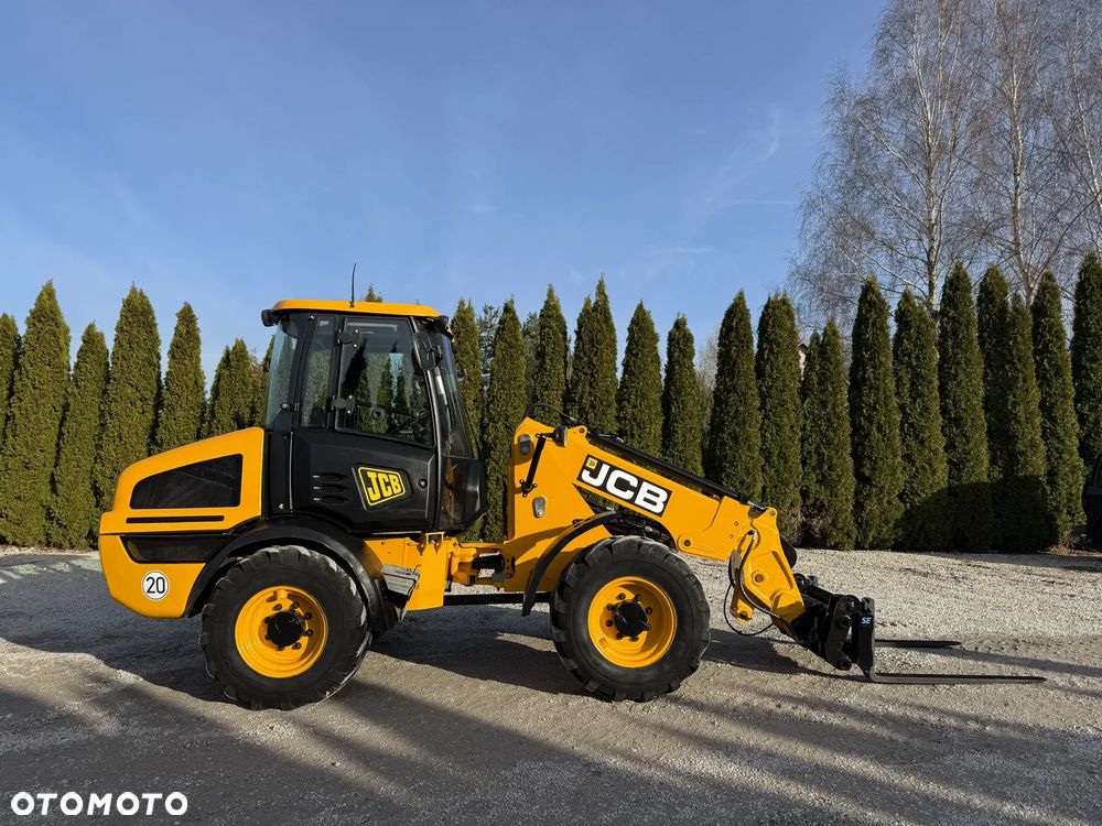 JCB TM 220 AGRI TELESKOP / 2016 ROK / TELESKOP / MAŁE GABARYTY / PIĘKNA / ZADBANA / SPROWADZONA Z NIEMIEC / PIĘKNIE UTRZYMANA / ORYGINAŁ / 180 300 310 320 330 Schaffer - 1