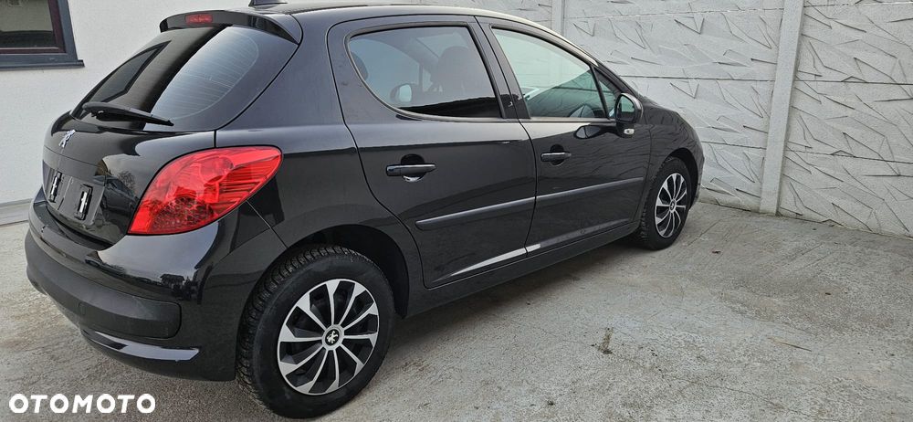 Peugeot 207 1.4 Trendy - 6