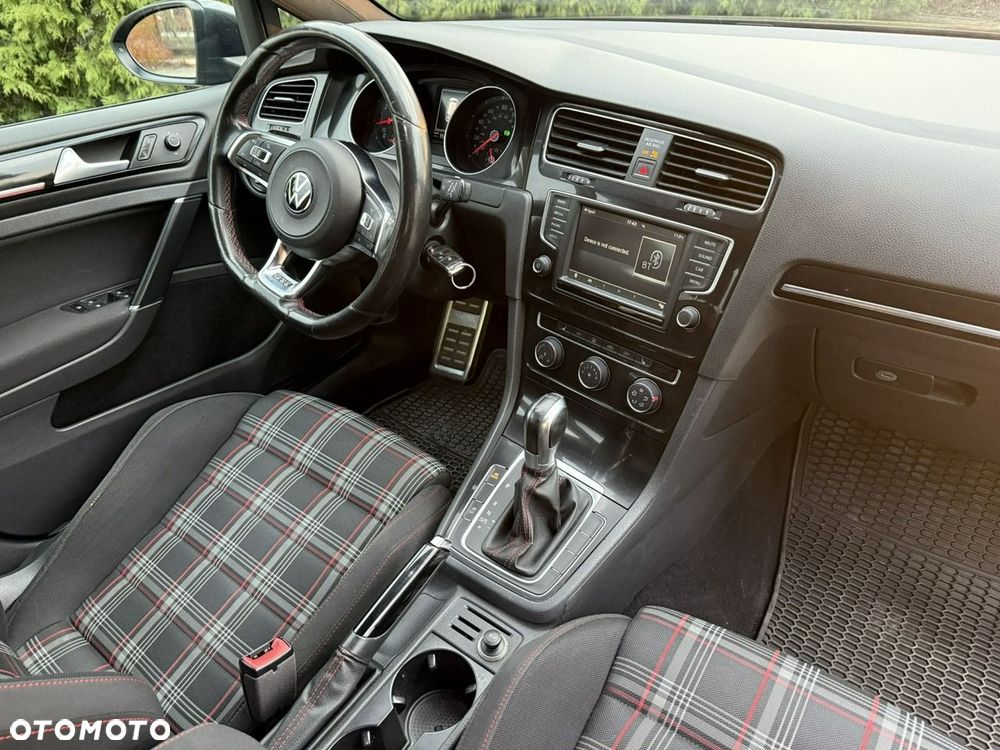 Volkswagen Golf 2.0 TSI BMT GTI Performance DSG - 6