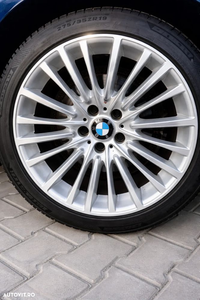 BMW Seria 5 525d xDrive Aut. Luxury Line - 37