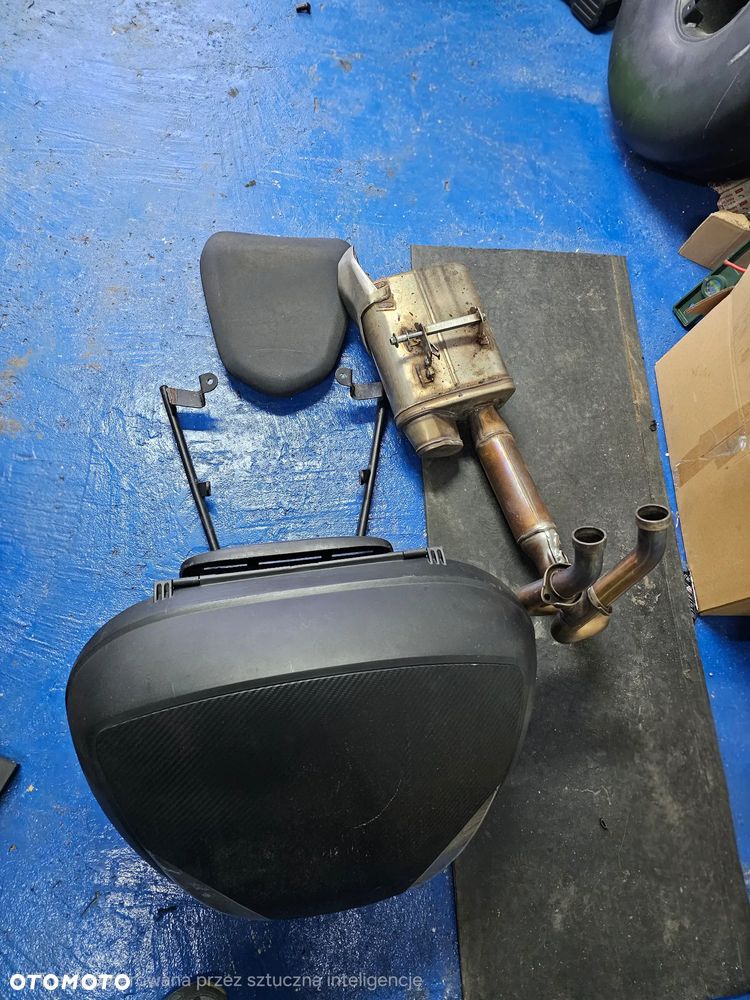 Kawasaki ER - 8