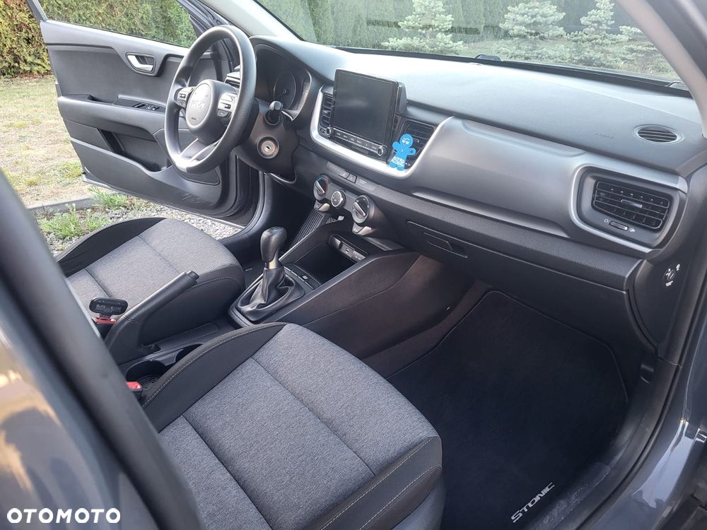 Kia Stonic 1.0 T-GDI L - 10