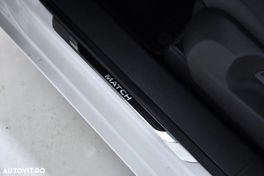 Volkswagen Touran 1.2 TSI BlueMotion Technology MATCH - 22