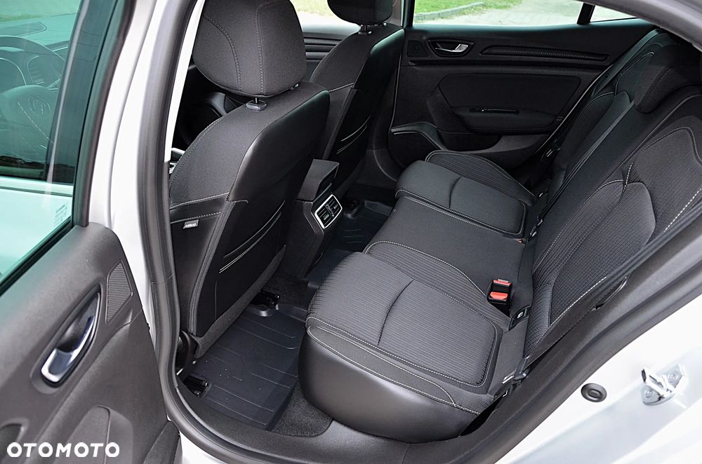 Renault Megane 1.2 Energy TCe Limited - 23