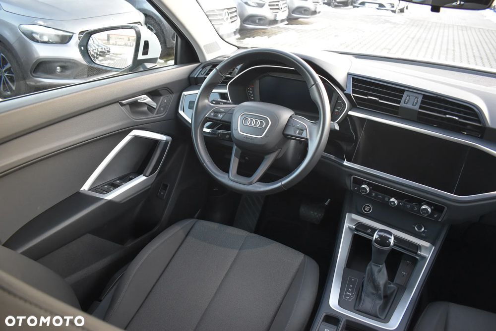 Audi Q3 35 TFSI S tronic - 22