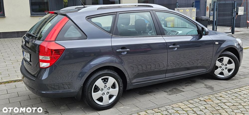 Kia Ceed 1.4 CVVT EX - 24