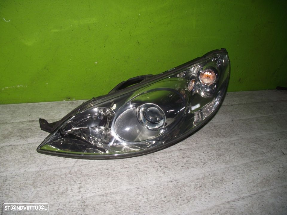 Farol Esquerdo Peugeot 407 - 2004 / 2009 - 2