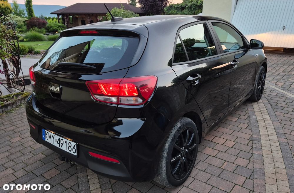Kia Rio - 5