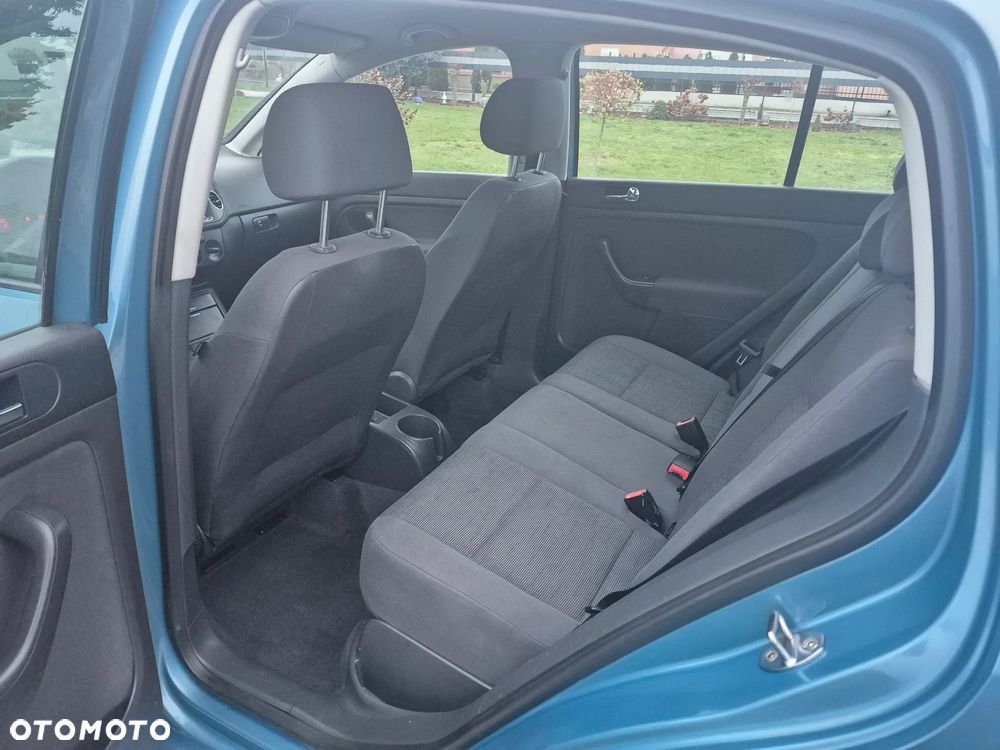 Volkswagen Golf Plus - 24