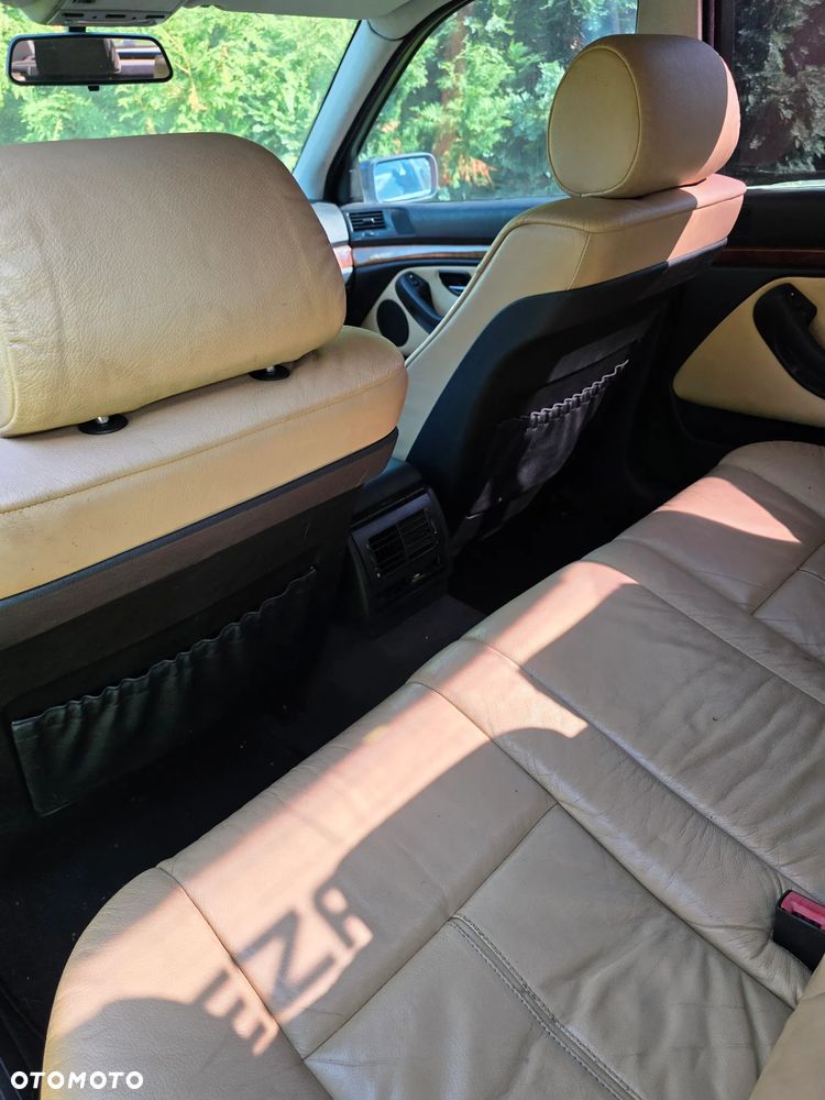 BMW Seria 5 - 10