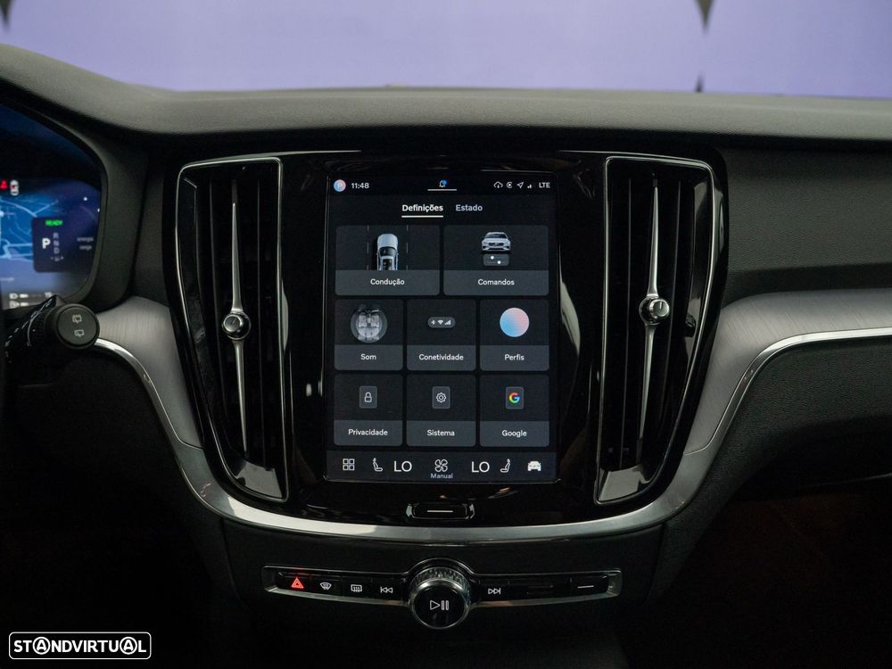 Volvo V60 2.0 T6 AWD TE Essential - 35