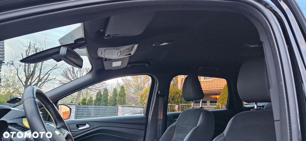 Ford Kuga 2.0 TDCi 4x4 ST-Line - 22