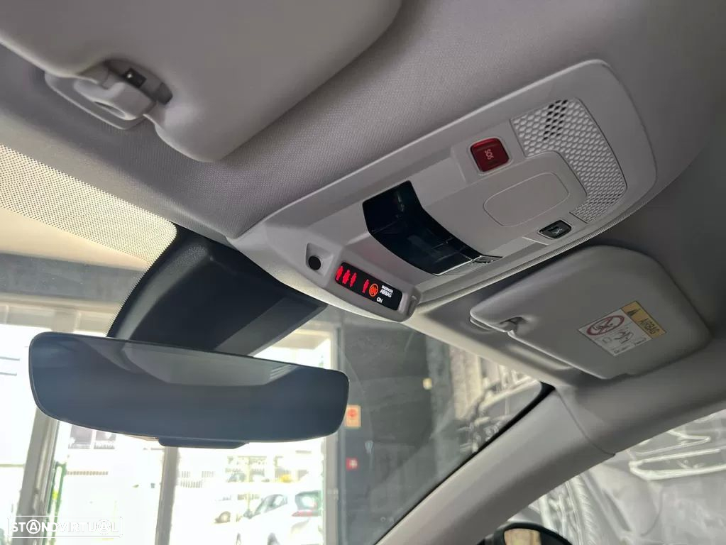 Peugeot 508 SW 1.6 Hybrid Allure e-EAT8 - 17