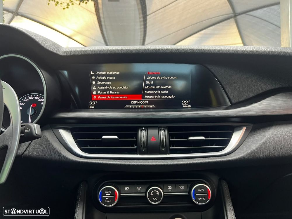 Alfa Romeo Stelvio 2.2 D TI AT8 - 43