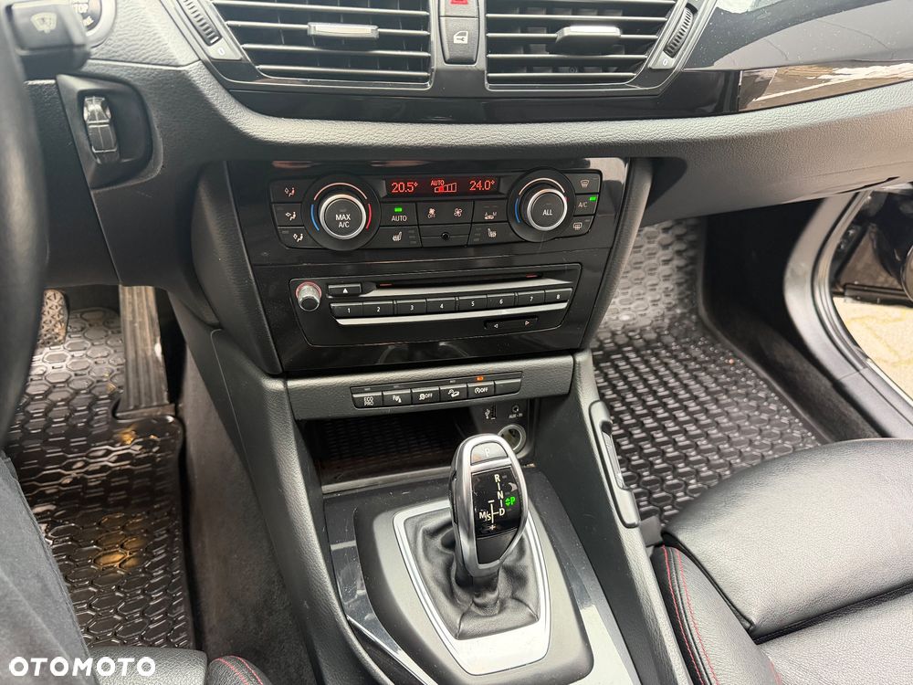 BMW X1 xDrive20d xLine - 10