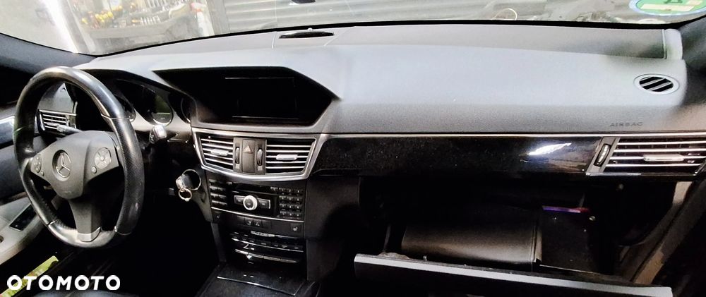 MERCEDES E-KLASA W212 DESKA KONSOLA AIRBAKI KOMPLET PASY KOMBI 2009-2016 ROK CENA ZA KOMPLET - 3