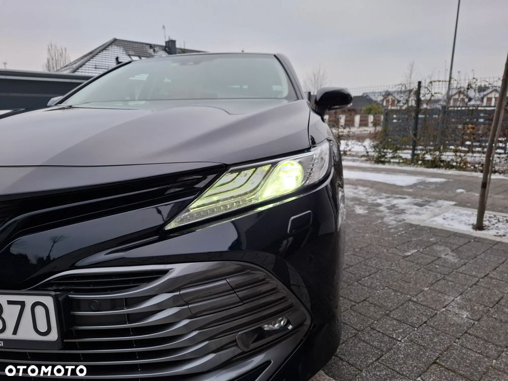 Toyota Camry 2.5 Hybrid Executive CVT - 4