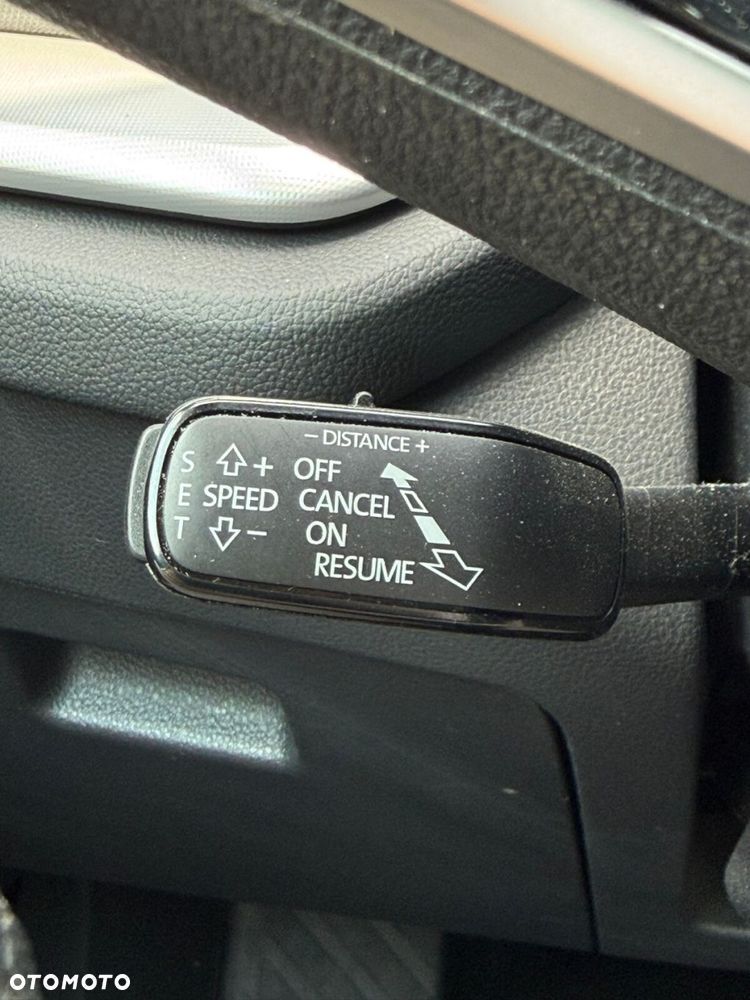 Skoda Octavia 1.5 TSI mHEV Selection DSG - 16