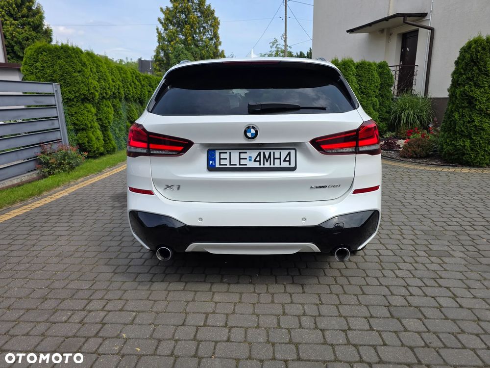 BMW X1 xDrive25i M Sport - 8