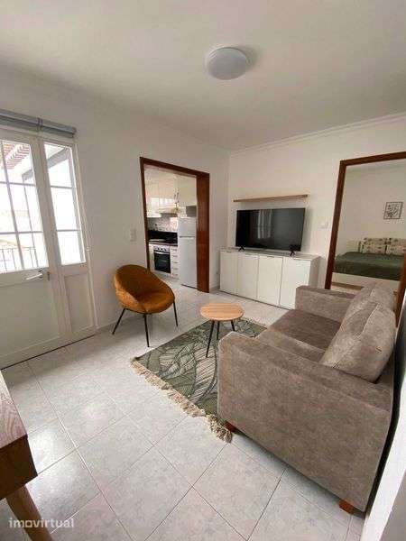 Apartamento T1 C/ despesas incluídas - Grande imagem: 2/10