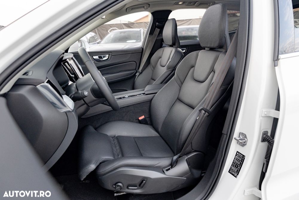 Volvo XC 60 Recharge T6 Twin Engine eAWD Inscription Expression - 10