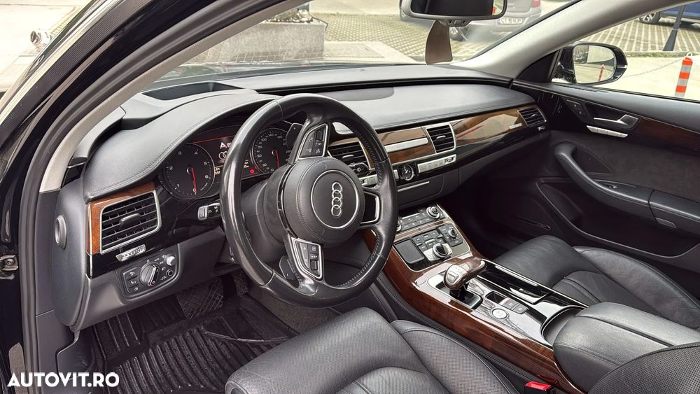 Audi A8 4.2 TDI DPF (clean diesel) quattro tiptronic - 7