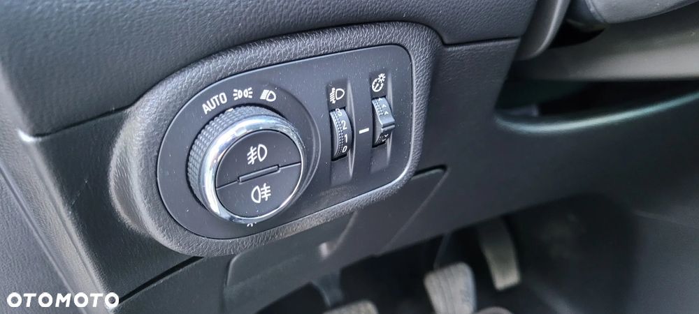 Opel Zafira 1.4 T Elite - 10