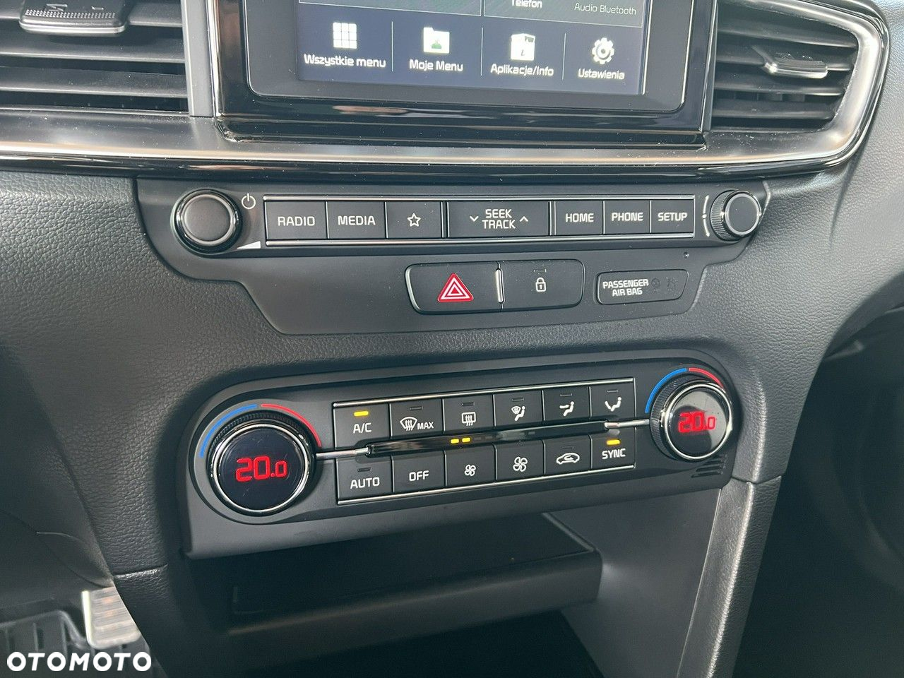 Kia ProCeed - 27
