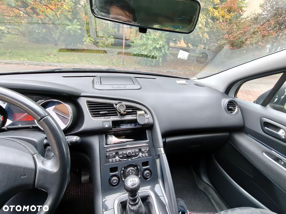 Peugeot 3008 - 9