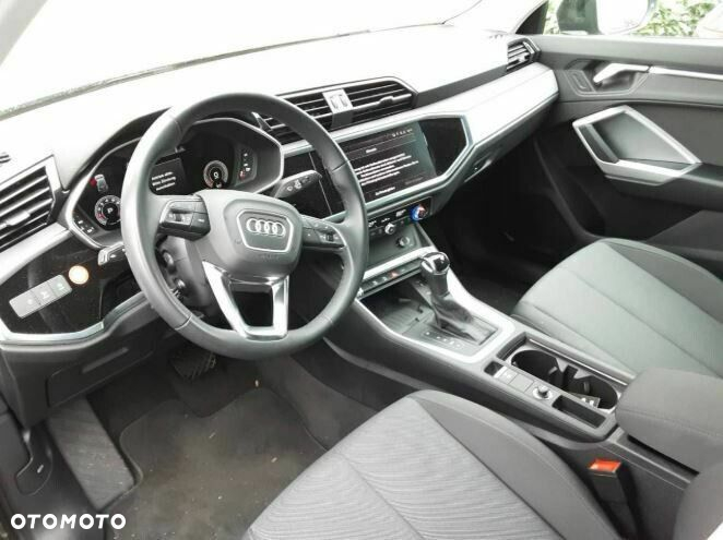 Audi Q3 - 4