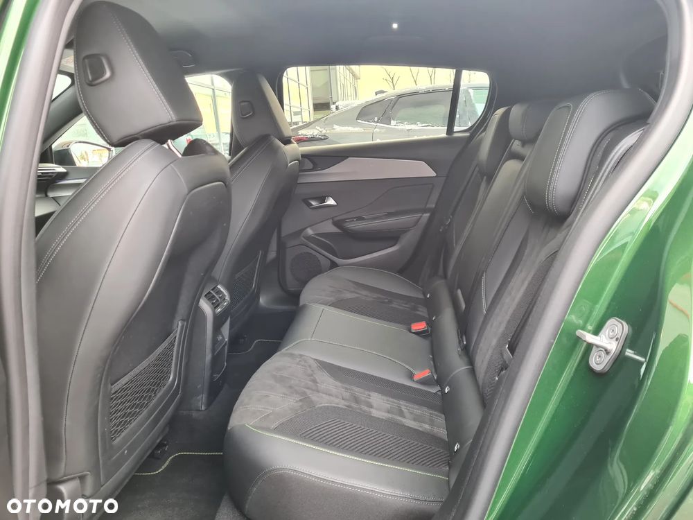 Peugeot 308 1.2 PureTech GT S&S EAT8 - 29