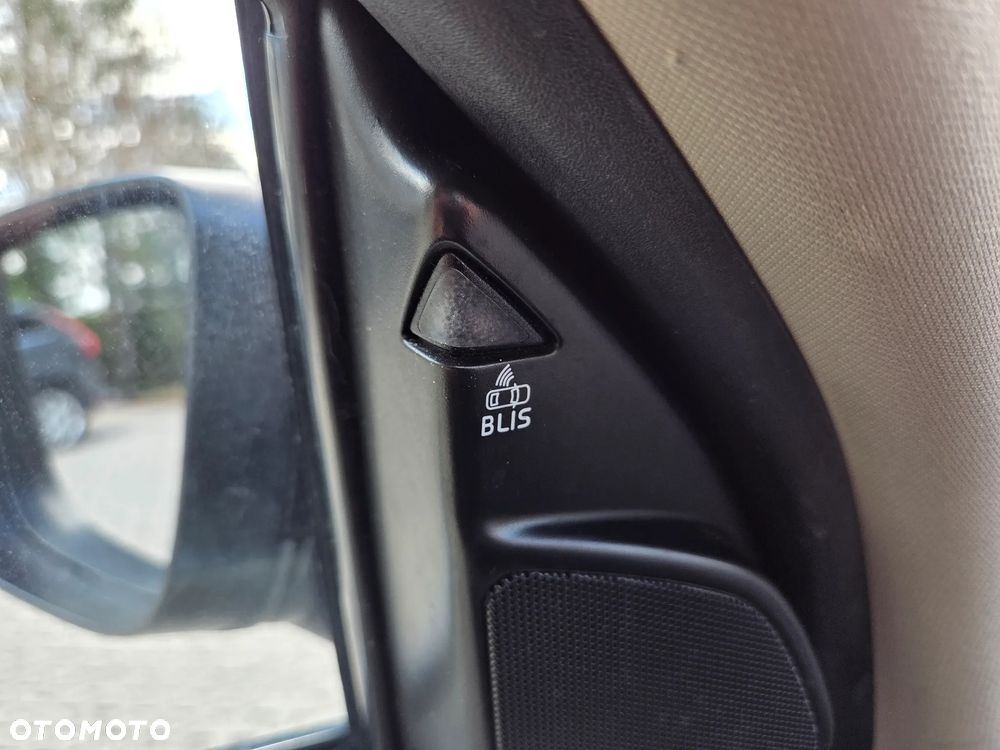 Volvo XC 60 T6 AWD Momentum - 17