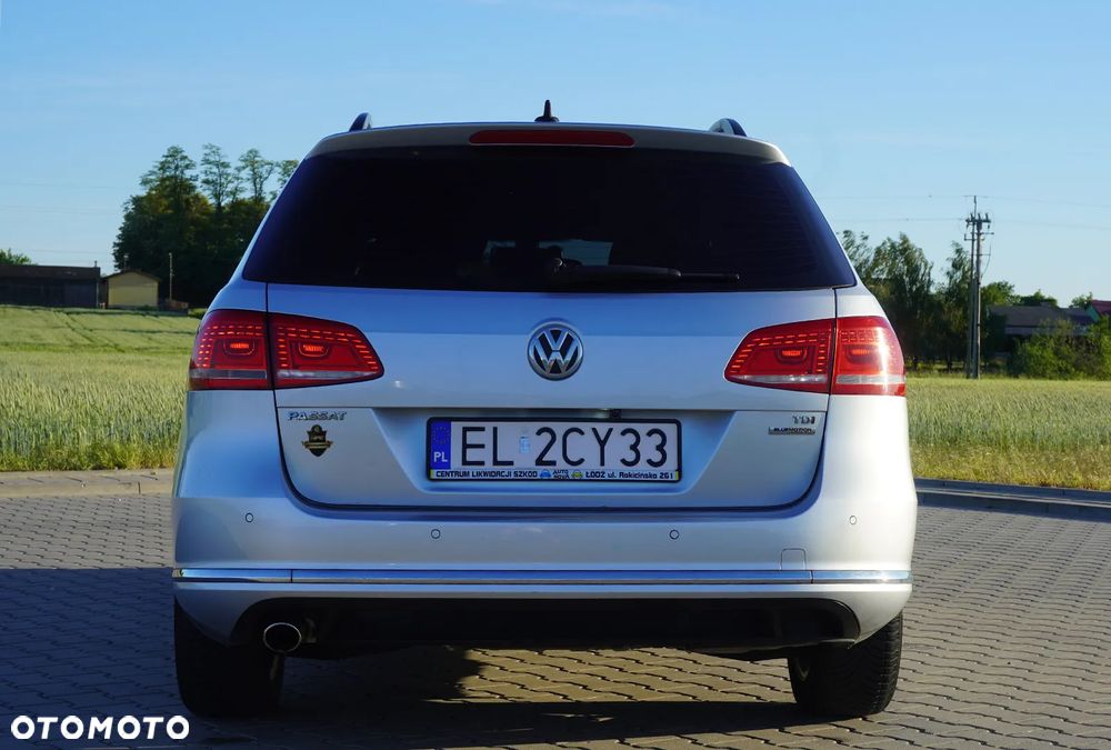 Volkswagen Passat 1.6 TDI Comfortline - 4