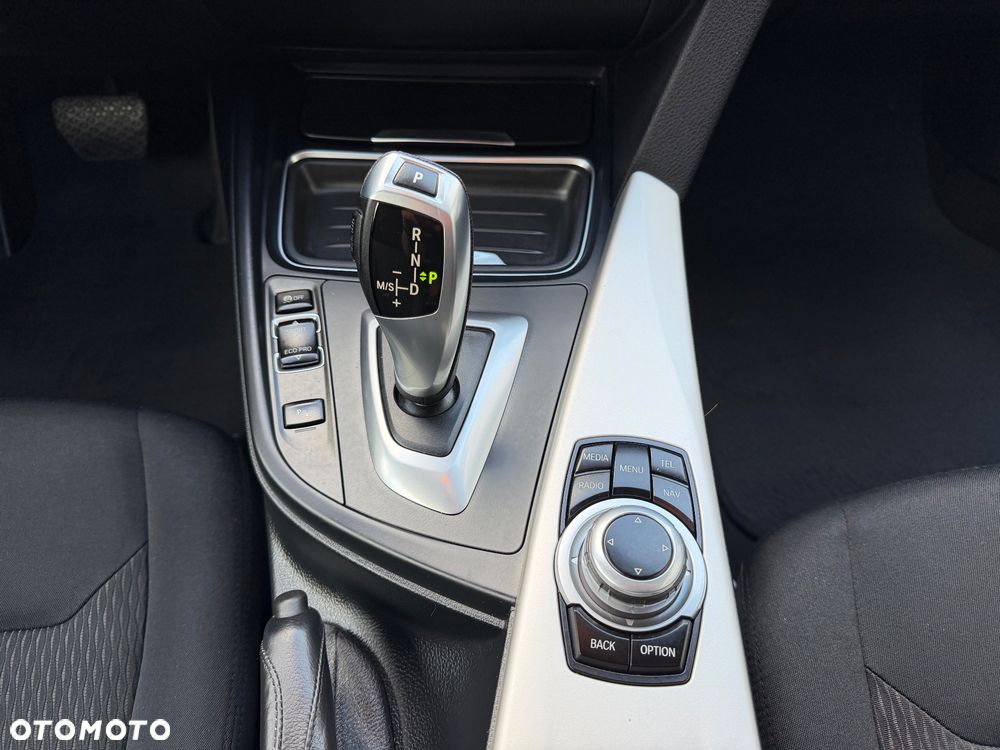 BMW Seria 4 420i Sport Line - 28