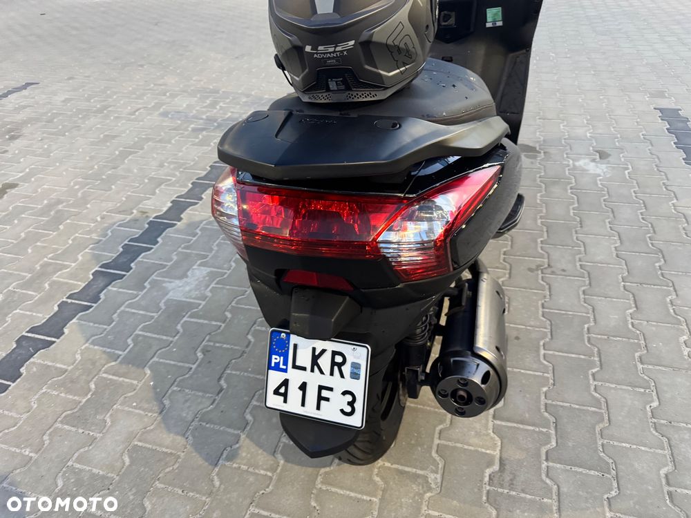 Kymco Downtown - 11