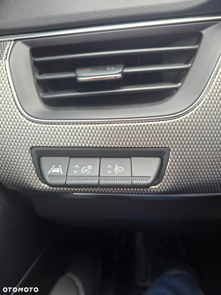 Renault Arkana E-TECH 145 R.S.LINE - 12
