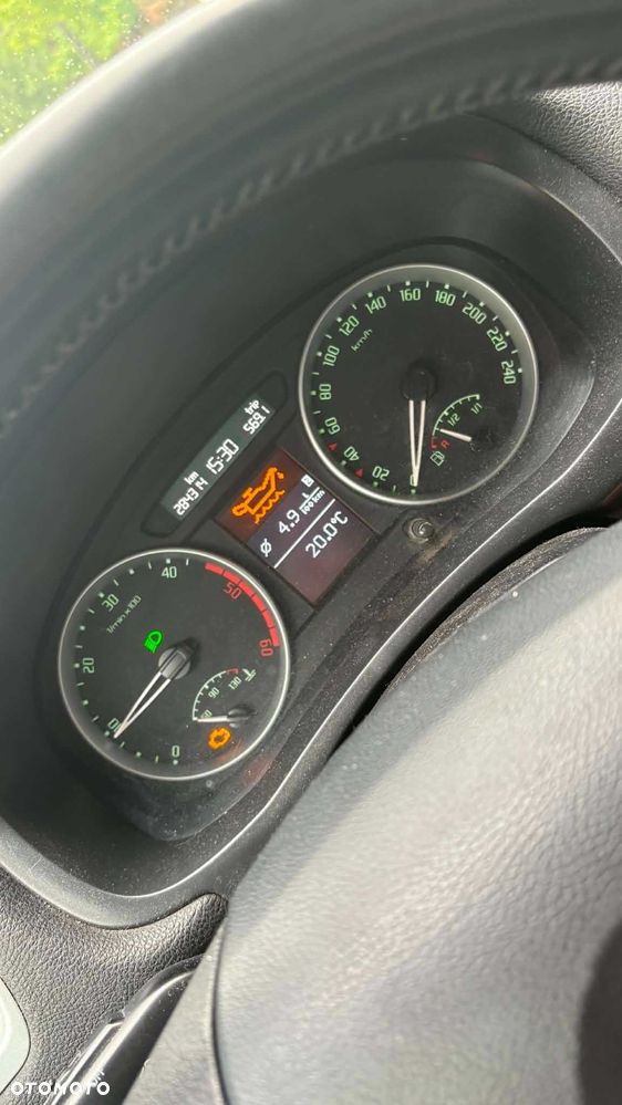 Skoda Fabia - 5