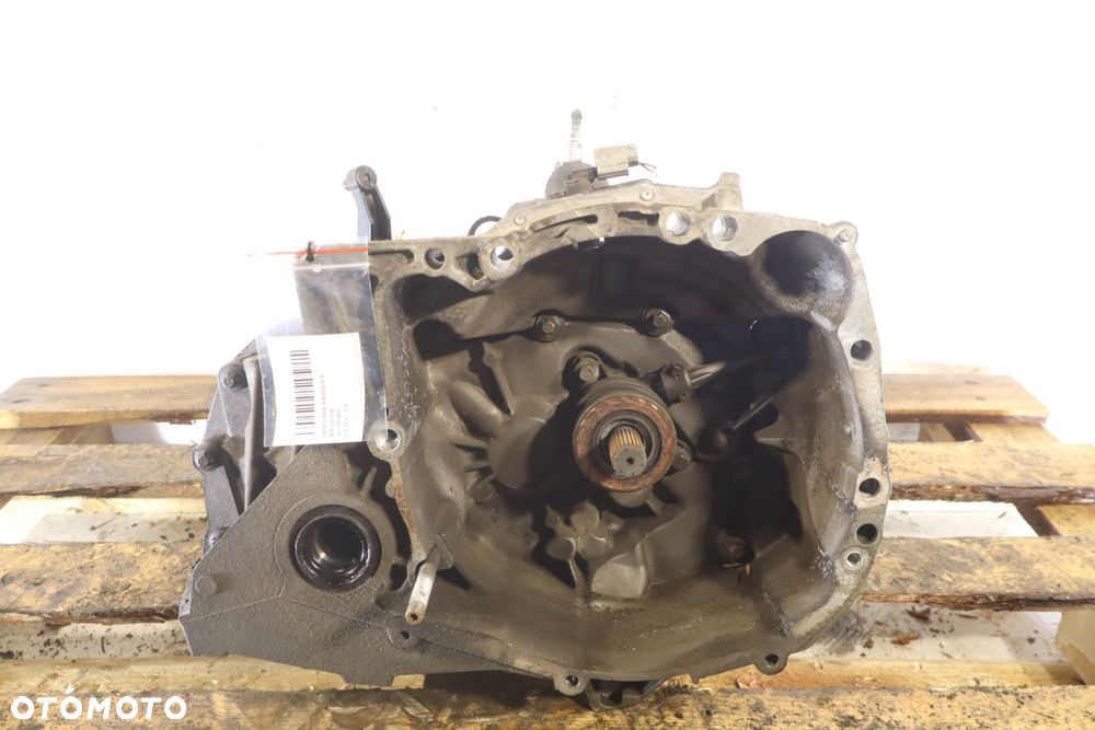 SKRZYNIA BIEGÓW 5 BIEGOWA RENAULT CLIO IV 1.2 JH3343 - 1