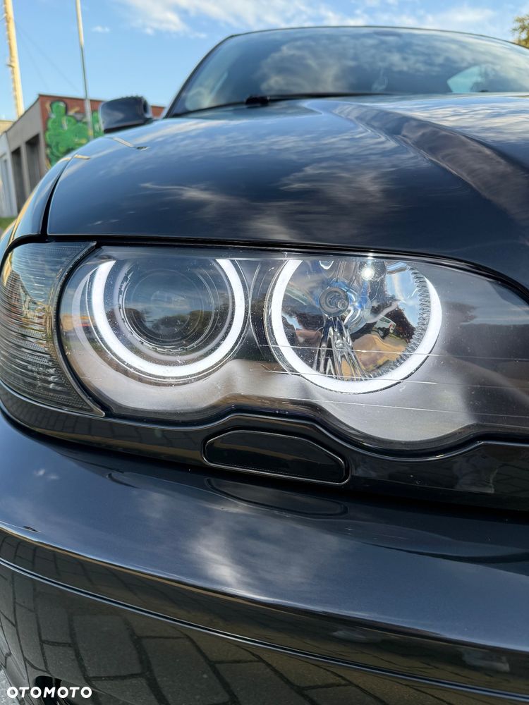 BMW Seria 3 323Ci - 32
