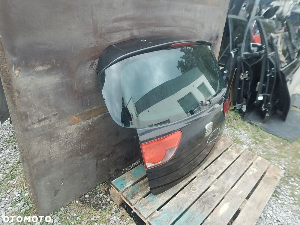 klapa tyl seat altea xl - 3