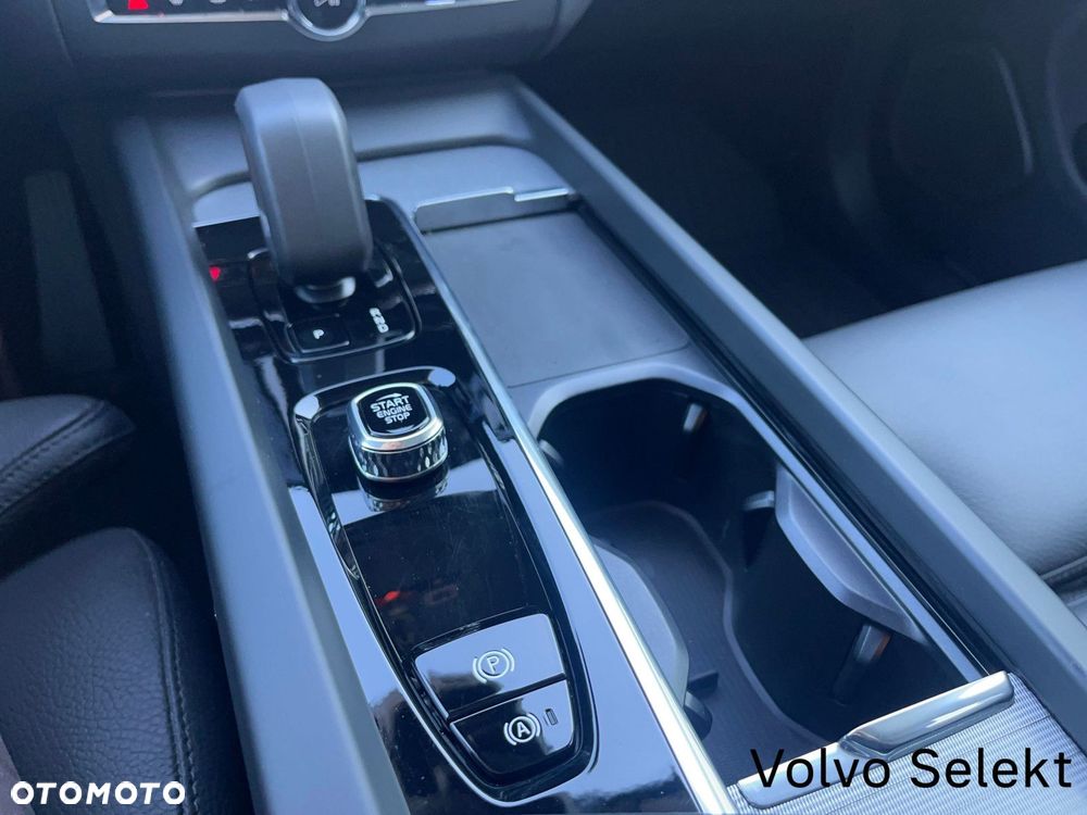 Volvo XC 60 - 22